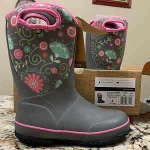 BOGS Kids Slushie Boots - Flower- Size 4 big kids